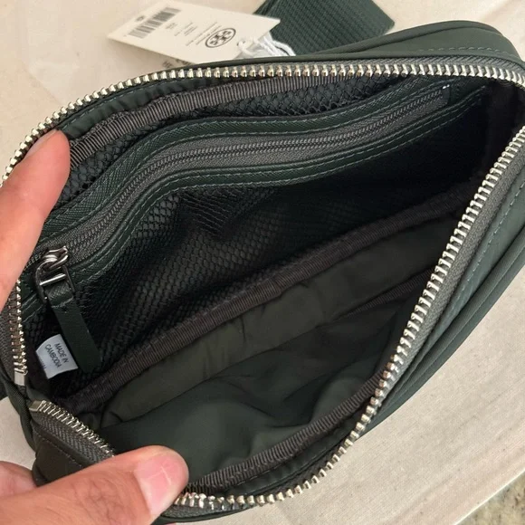 New women’s Tory Burch Virginia Belt Bag bails color - Picture 9 of 12